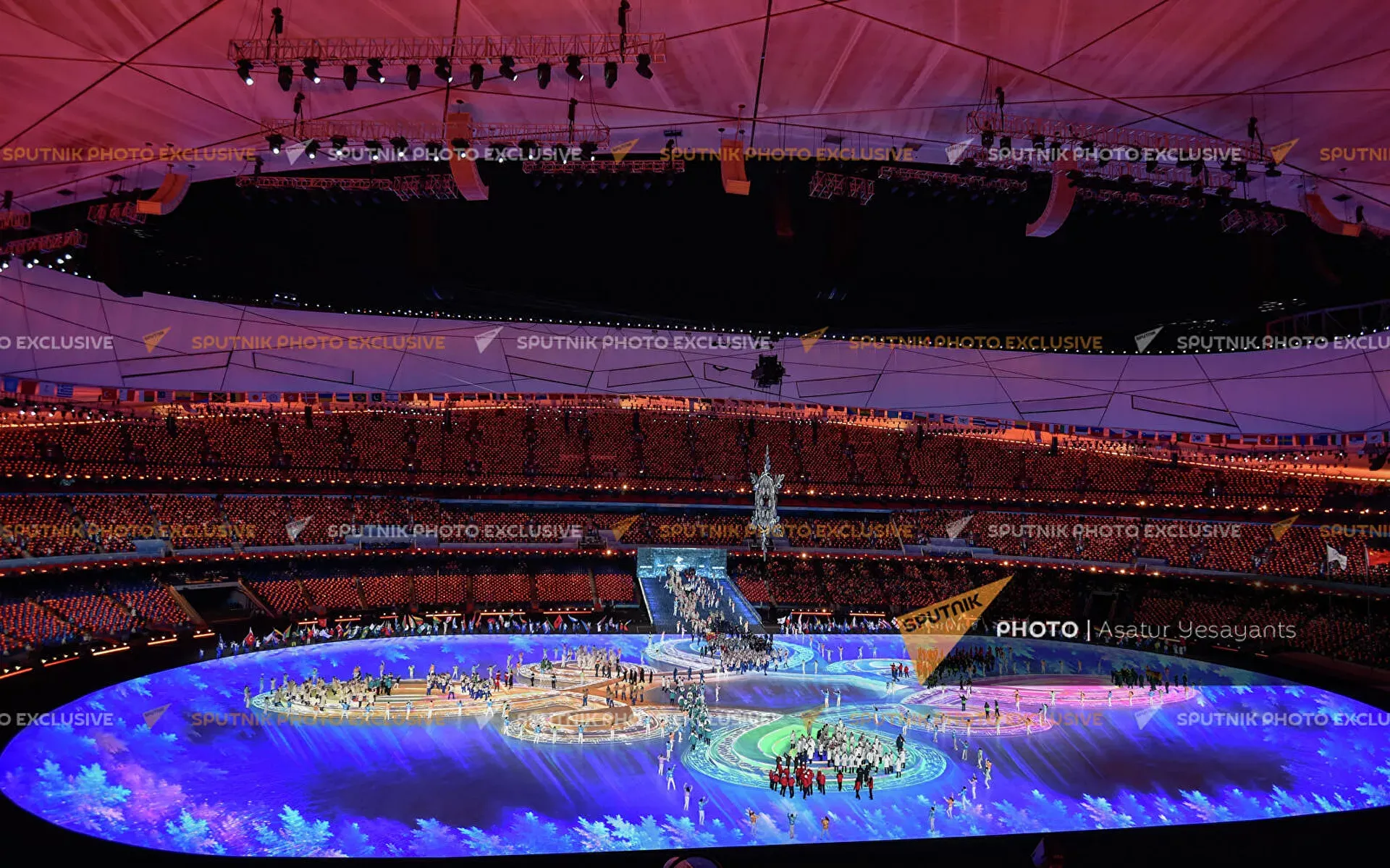 Спутник олимпийская. Лазерное шоу в Пекине 2022. Лазер и Олимпийские игры.